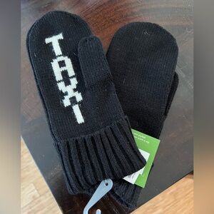 Kate Spade Black Taxi Mittens, One Size.